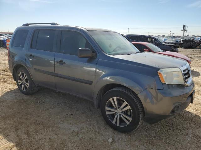 5FNYF3H29CB014669 - 2012 HONDA PILOT LX GRAY photo 4