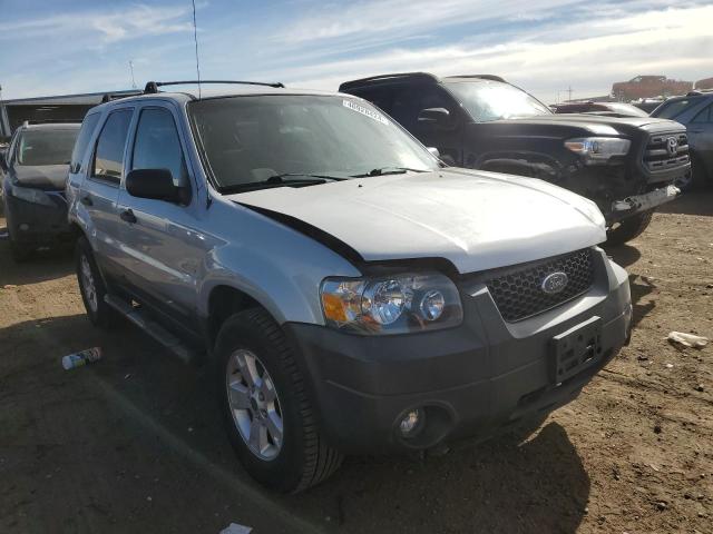 1FMYU93175KD62589 - 2005 FORD ESCAPE XLT SILVER photo 4