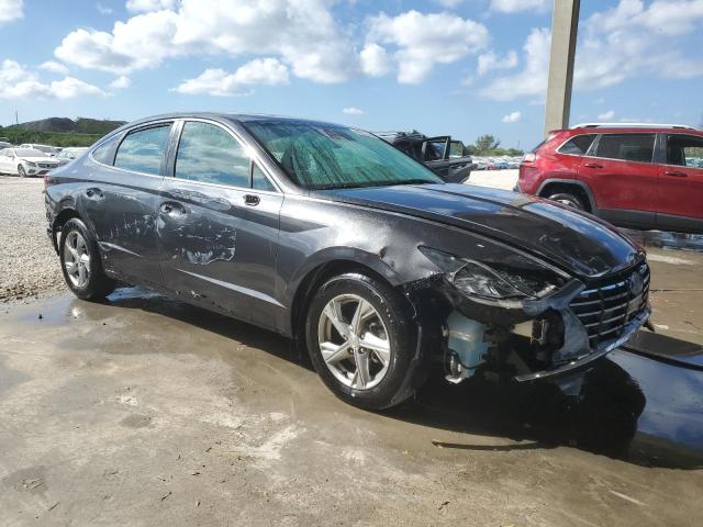 5NPEG4JA8LH041824 - 2020 HYUNDAI SONATA SE CHARCOAL photo 4