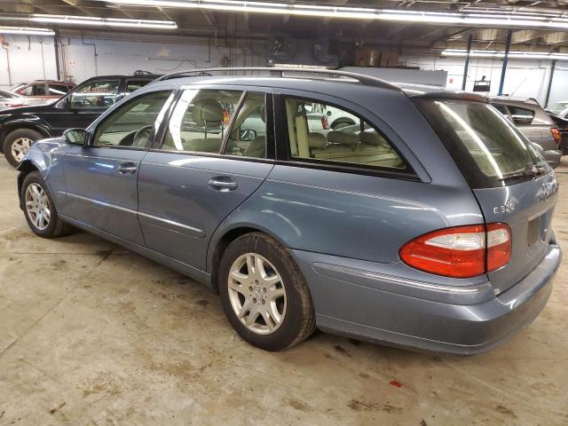 WDBUH82J34X160061 - 2004 MERCEDES-BENZ E 320 4MATIC BLUE photo 2