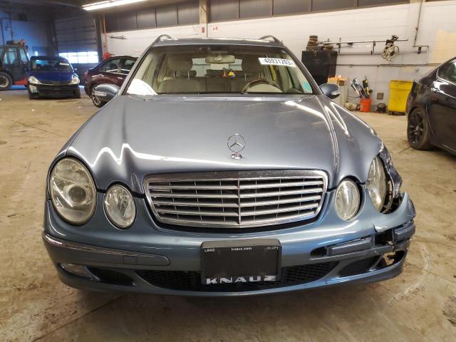 WDBUH82J34X160061 - 2004 MERCEDES-BENZ E 320 4MATIC BLUE photo 5