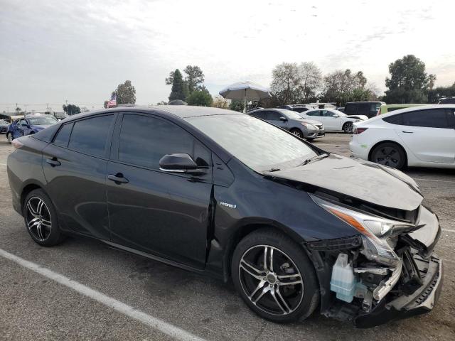 JTDKARFUXG3017062 - 2016 TOYOTA PRIUS BLACK photo 4