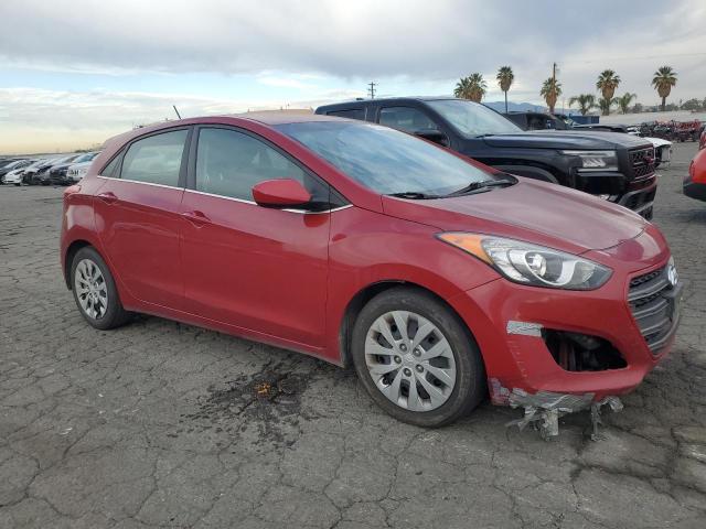 KMHD35LH6GU319165 - 2016 HYUNDAI ELANTRA GT RED photo 4