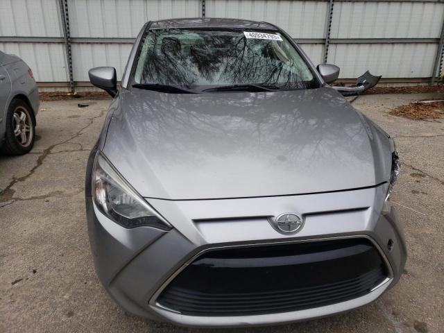 3MYDLBZV2GY142080 - 2016 TOYOTA SCION IA SILVER photo 5