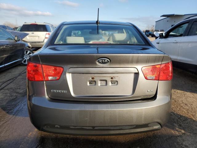 KNAFU4A21D5729989 - 2013 KIA FORTE EX GRAY photo 6