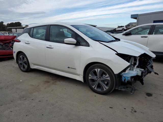 1N4AZ1CP5KC300262 - 2019 NISSAN LEAF S WHITE photo 4