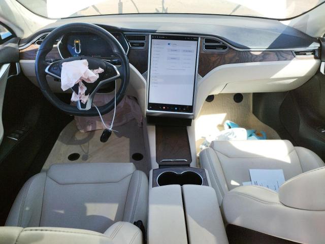 5YJSA1E22HF218010 - 2017 TESLA MODEL S Սպիտակ լուսանկար 8