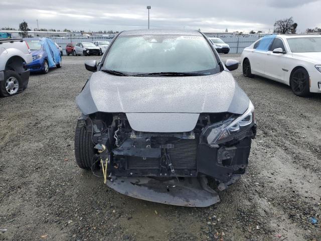 1N4AZ1CP9JC311070 - 2018 NISSAN LEAF S GRAY photo 5