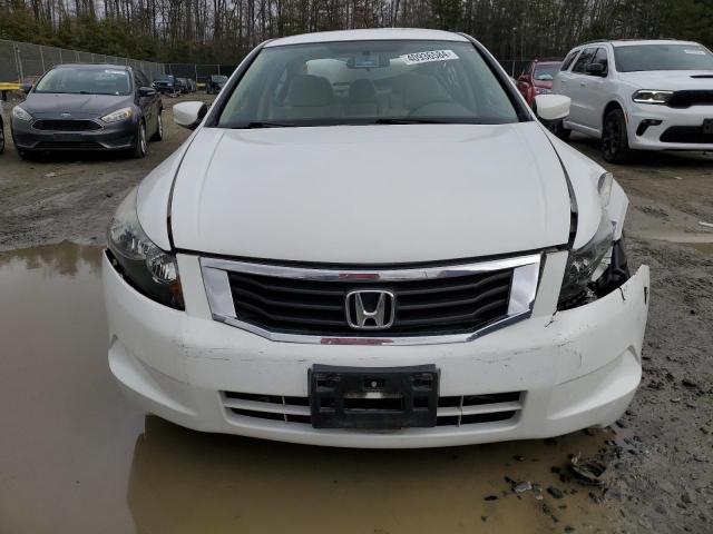 1HGCP2F39AA175883 - 2010 HONDA ACCORD LX WHITE photo 5