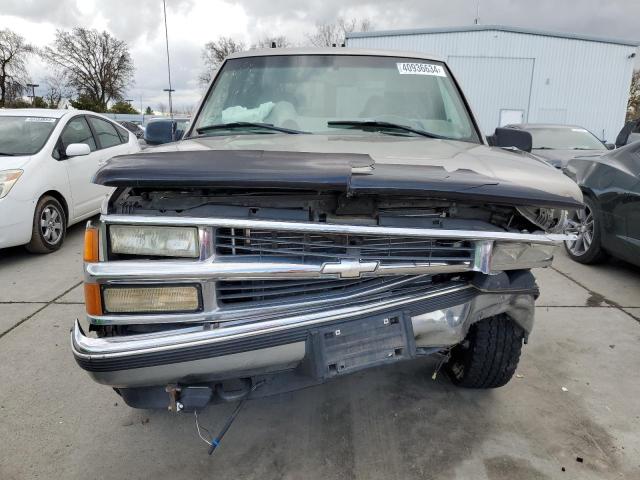 3GNEK18R8XG142652 - 1999 CHEVROLET TAHOE K1500 TAN photo 5