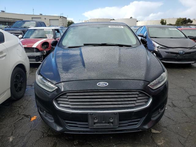 3FA6P0HD5GR194392 - 2016 FORD FUSION SE BLACK photo 5