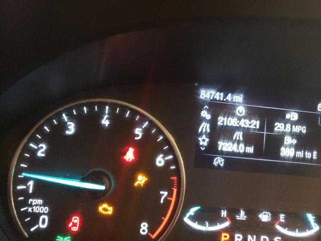 MAJ3P1TE4JC215568 - 2018 FORD ECOSPORT SE Biały zdjęcie 9