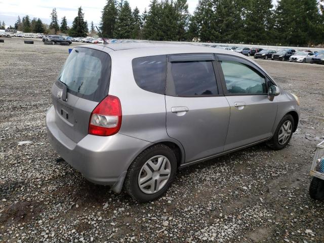 JHMGD37418S001265 - 2008 HONDA FIT SILVER photo 3