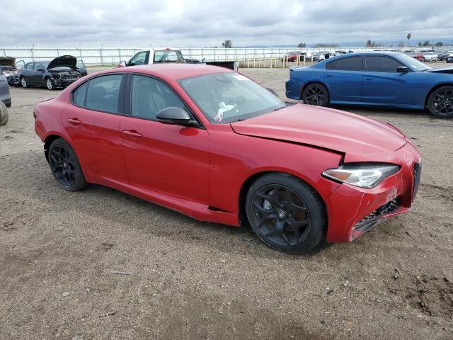 ZARFAMAN9M7638923 - 2021 ALFA ROMEO GIULIA SPORT RED photo 4