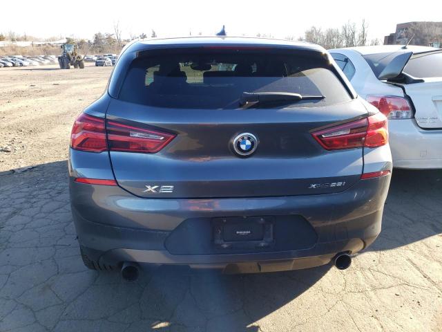 WBXYJ5C32JEF71308 - 2018 BMW X2 XDRIVE28I GRAY photo 6