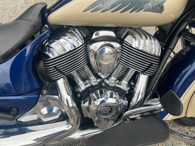 56KTFAAA9K3369217 - 2019 INDIAN MOTORCYCLE CO. CHIEFTAIN CLASSIC TWO TONE photo 7