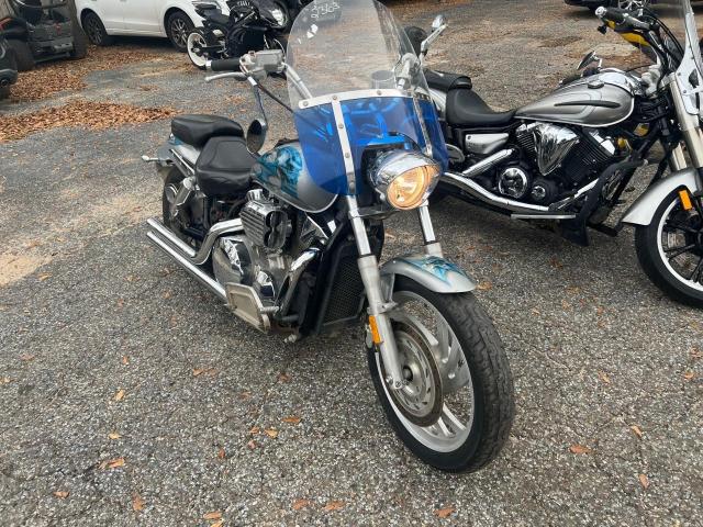 2004 HONDA VTX1300 C, 