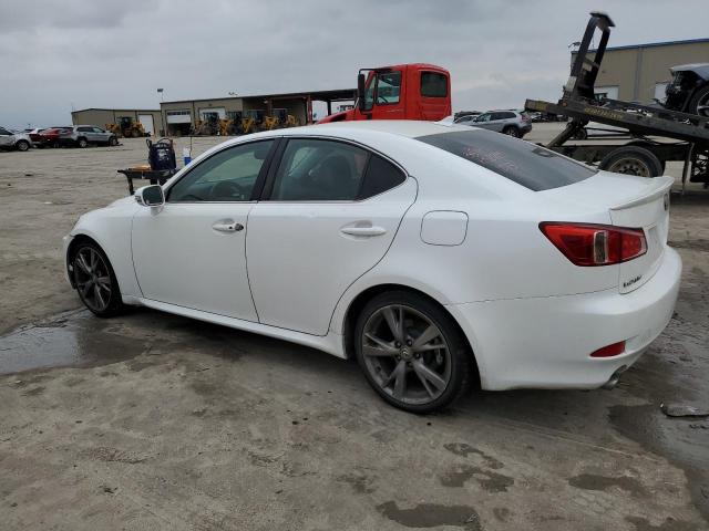 JTHBF5C26A5119210 - 2010 LEXUS IS 250 WHITE photo 2