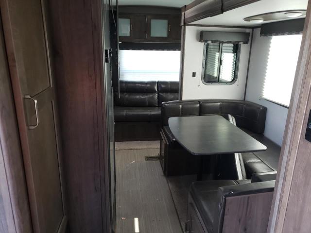 4YDT2522XLD410981 - 2020 KEYSTONE PASSPORT WHITE photo 6