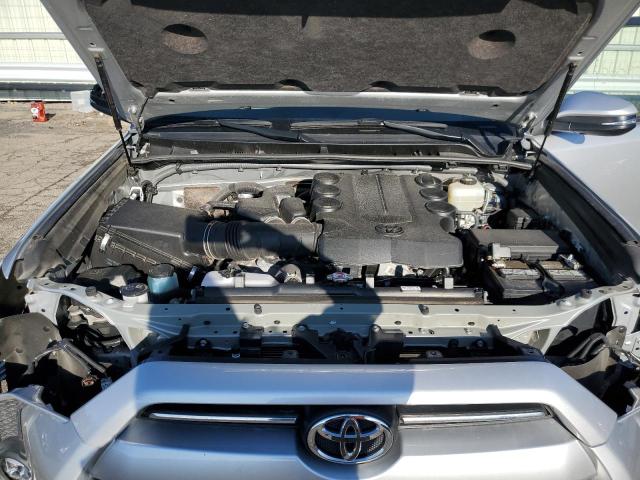 JTENU5JR4M5931111 - 2021 TOYOTA 4RUNNER SR5/SR5 PREMIUM 银色 照片 12