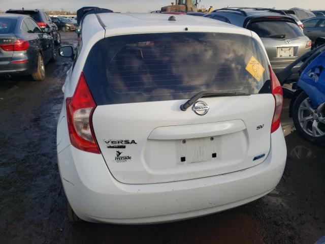 3N1CE2CP1FL404832 - 2015 NISSAN VERSA NOTE S WHITE photo 6