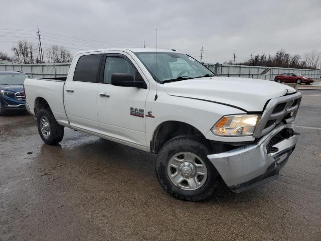 3C6UR5DL6HG652192 - 2017 RAM 2500 SLT თეთრი ფოტო 4