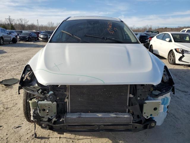 YV440MDR4H2225522 - 2017 VOLVO XC60 T5 DYNAMIC თეთრი ფოტო 5