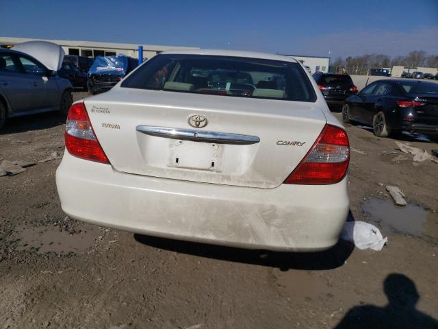 JTDBE32K940245749 - 2004 TOYOTA CAMRY LE WHITE photo 6