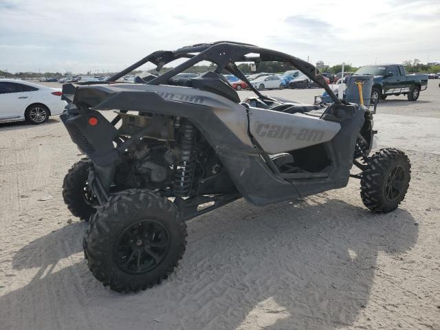 3JBVDAW45JK001149 - 2018 CAN-AM MAVERICK X DS TURBO R GRAY photo 3