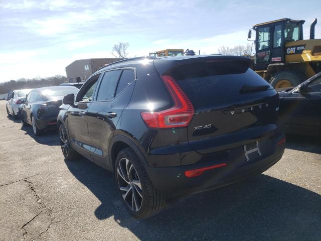 YV4162UM6M2513725 - 2021 VOLVO XC40 T5 R-DESIGN BLACK photo 2