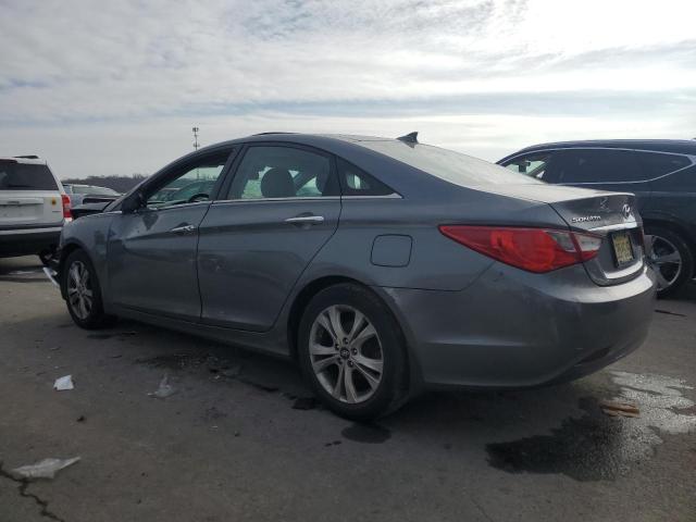 5NPEC4AC4CH442509 - 2012 HYUNDAI SONATA SE GRAY photo 2