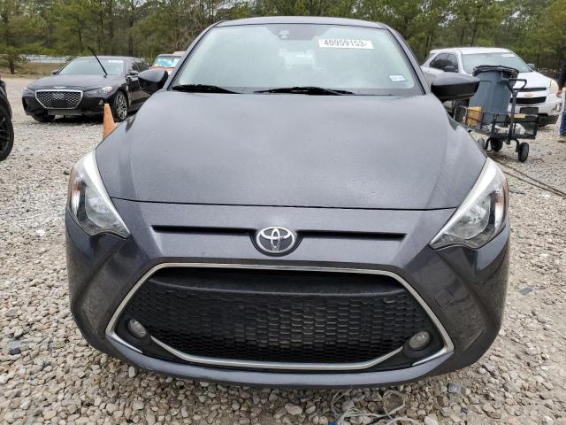 3MYDLBYV1KY513403 - 2019 TOYOTA YARIS L CHARCOAL photo 5