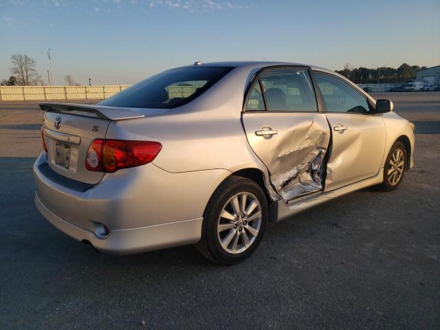 2T1BU4EEXAC529245 - 2010 TOYOTA COROLLA BASE SILVER photo 3