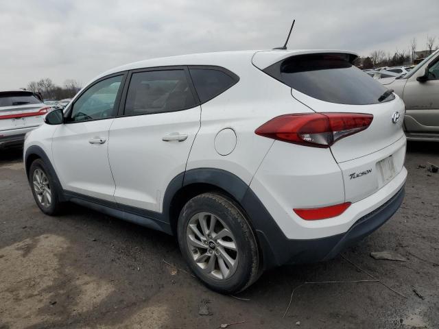 KM8J23A40HU271237 - 2017 HYUNDAI TUCSON SE WHITE photo 2