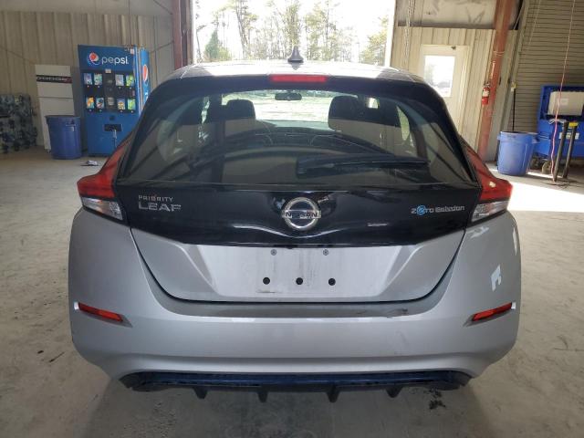 1N4AZ1CPXKC305635 - 2019 NISSAN LEAF S SILVER photo 6