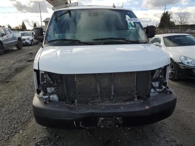 1GCWGAFG5L1266502 - 2020 CHEVROLET EXPRESS G2 WHITE photo 5