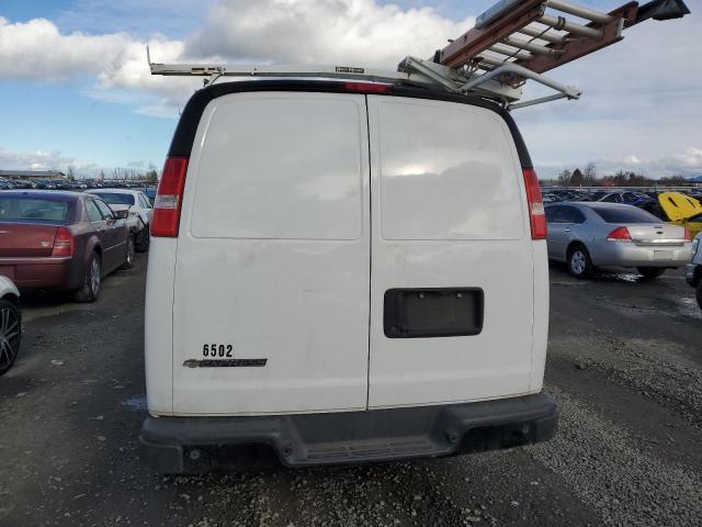 1GCWGAFG5L1266502 - 2020 CHEVROLET EXPRESS G2 WHITE photo 6