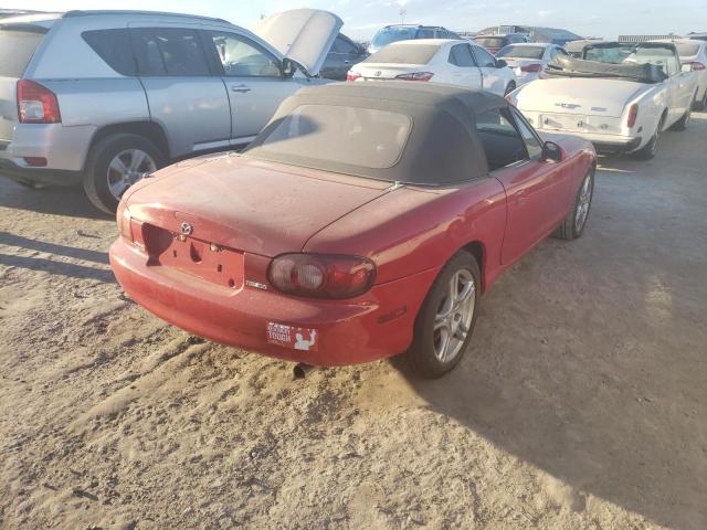 JM1NB353350413607 - 2005 MAZDA MX-5 MIATA BASE RED photo 4