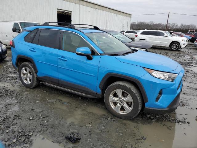 JTMP1RFV9KD513312 - 2019 TOYOTA RAV4 XLE BLUE photo 4