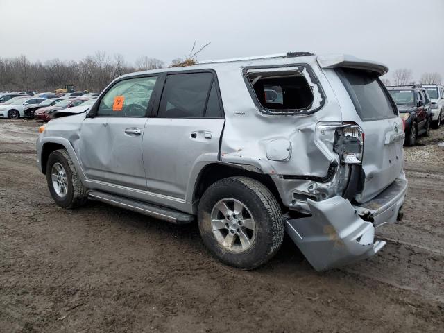 JTEBU5JR8B5060939 - 2011 TOYOTA 4RUNNER SR5 SILVER photo 2