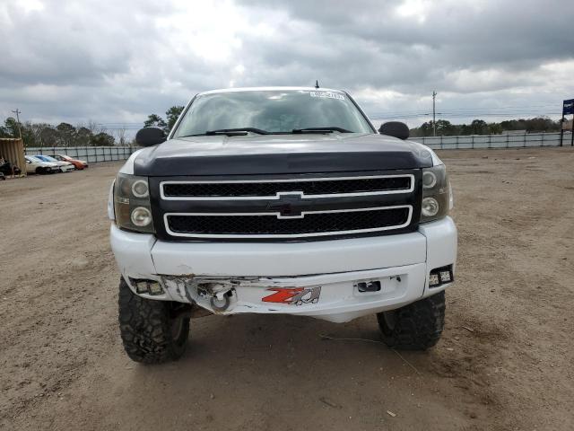 2GCEK13M171525944 - 2007 CHEVROLET SILVERADO K1500 CREW CAB WHITE photo 5