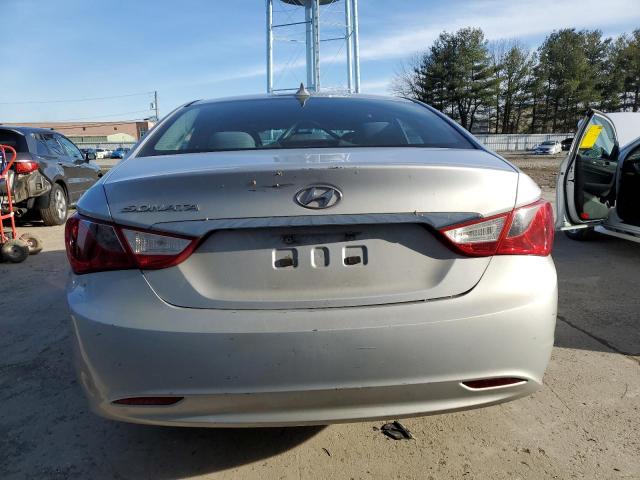 5NPEB4AC4DH516824 - 2013 HYUNDAI SONATA GLS SILVER photo 6