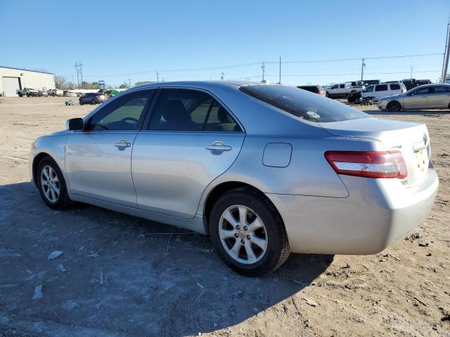 4T1BF3EK5BU753730 - 2011 TOYOTA CAMRY BASE SILVER photo 2