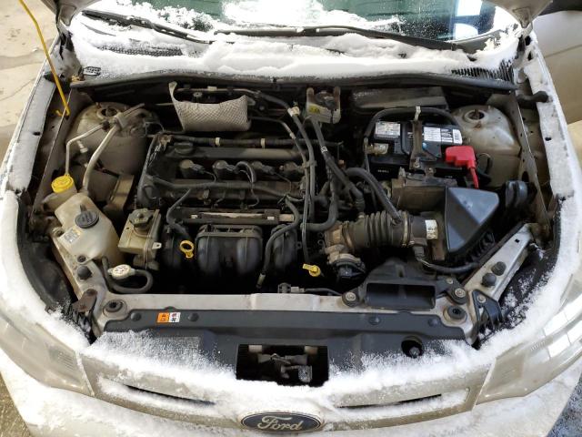 1FAHP3FNXAW250188 - 2010 FORD FOCUS SE SILVER photo 11