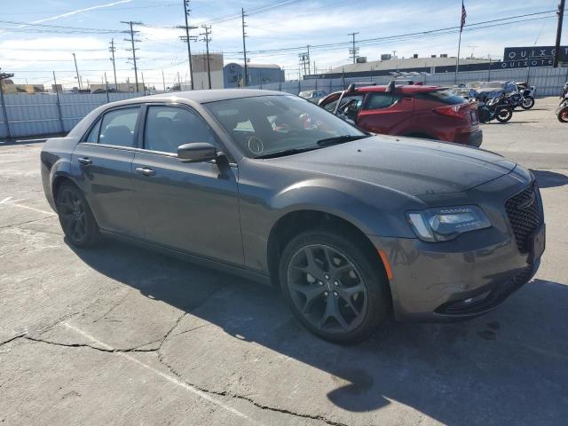 2C3CCABG8MH545650 - 2021 CHRYSLER 300 S GRAY photo 4