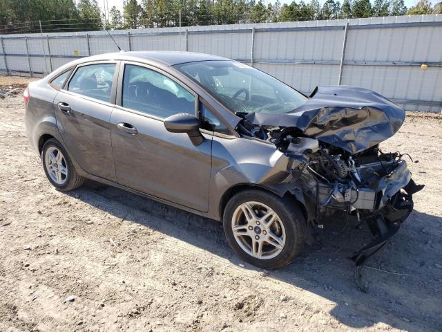 3FADP4BJ3KM120908 - 2019 FORD FIESTA SE GRAY photo 4