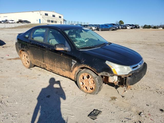 1FAHP35N48W138854 - 2008 FORD FOCUS SE BLACK photo 4