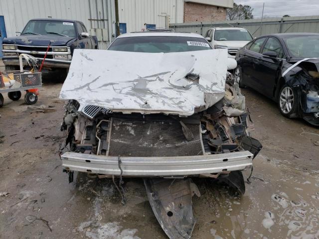 1G4CW52K4W4640474 - 1998 BUICK PARK AVENU WHITE photo 5