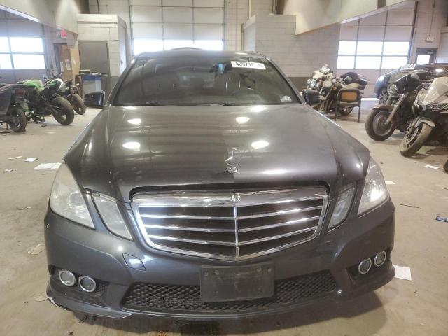 WDDHF8HB7AA091338 - 2010 MERCEDES-BENZ E 350 4MATIC GRAY photo 5