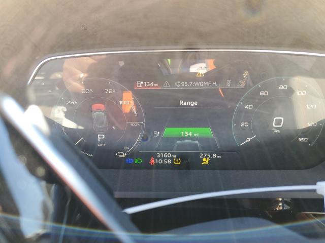 WA1VABGE3NB033581 - 2022 AUDI E-TRON CHRONOS WHITE photo 9